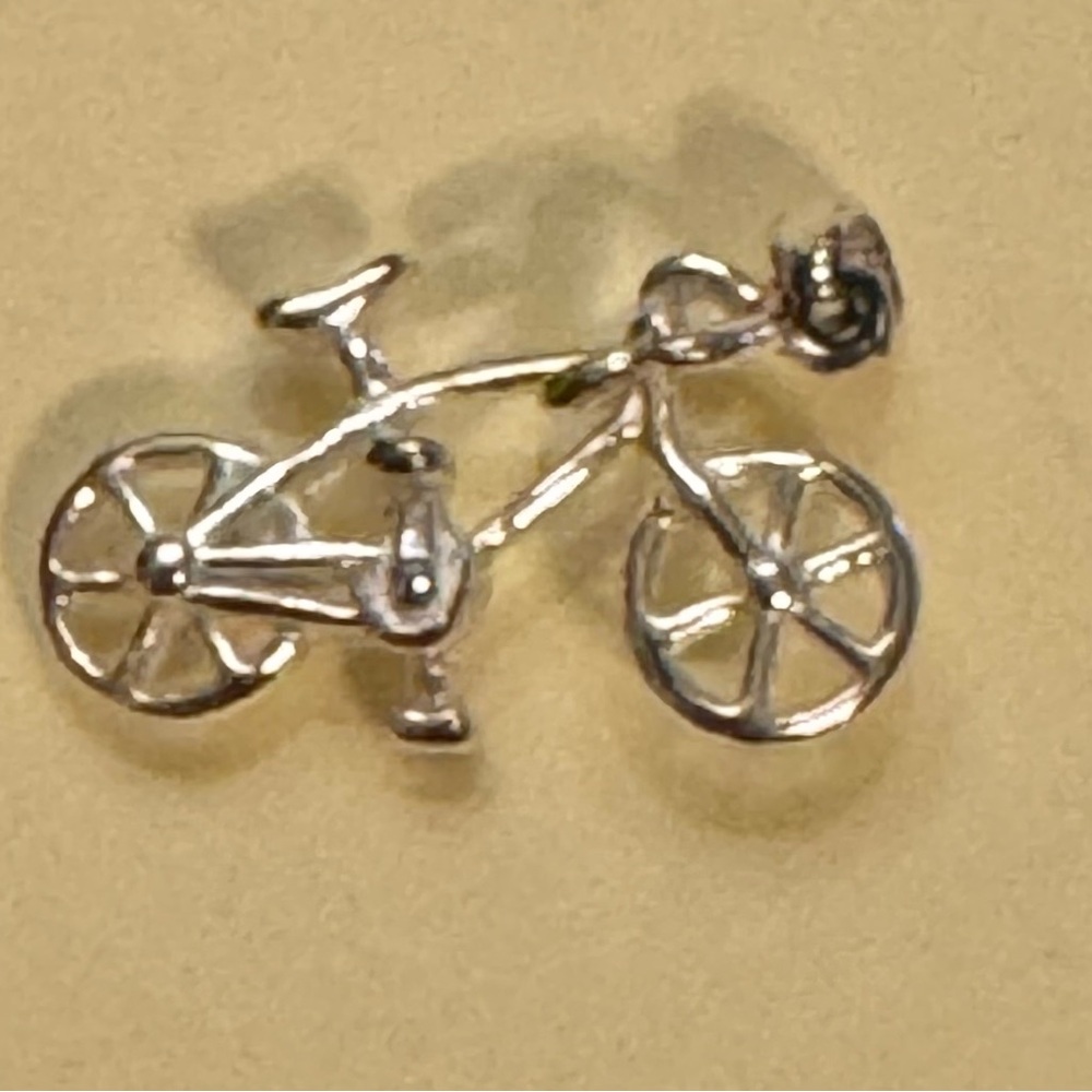 Necklace & pendant / charm - bicycle - sterling silver. Great condition. 18-20” - Picture 4 of 10